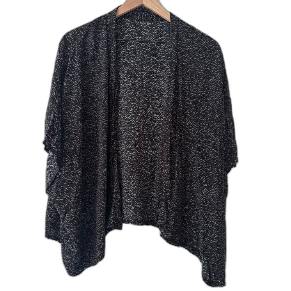 Loft OS Black White Pattern Flowy Open Overlay Cape Short Sleeve